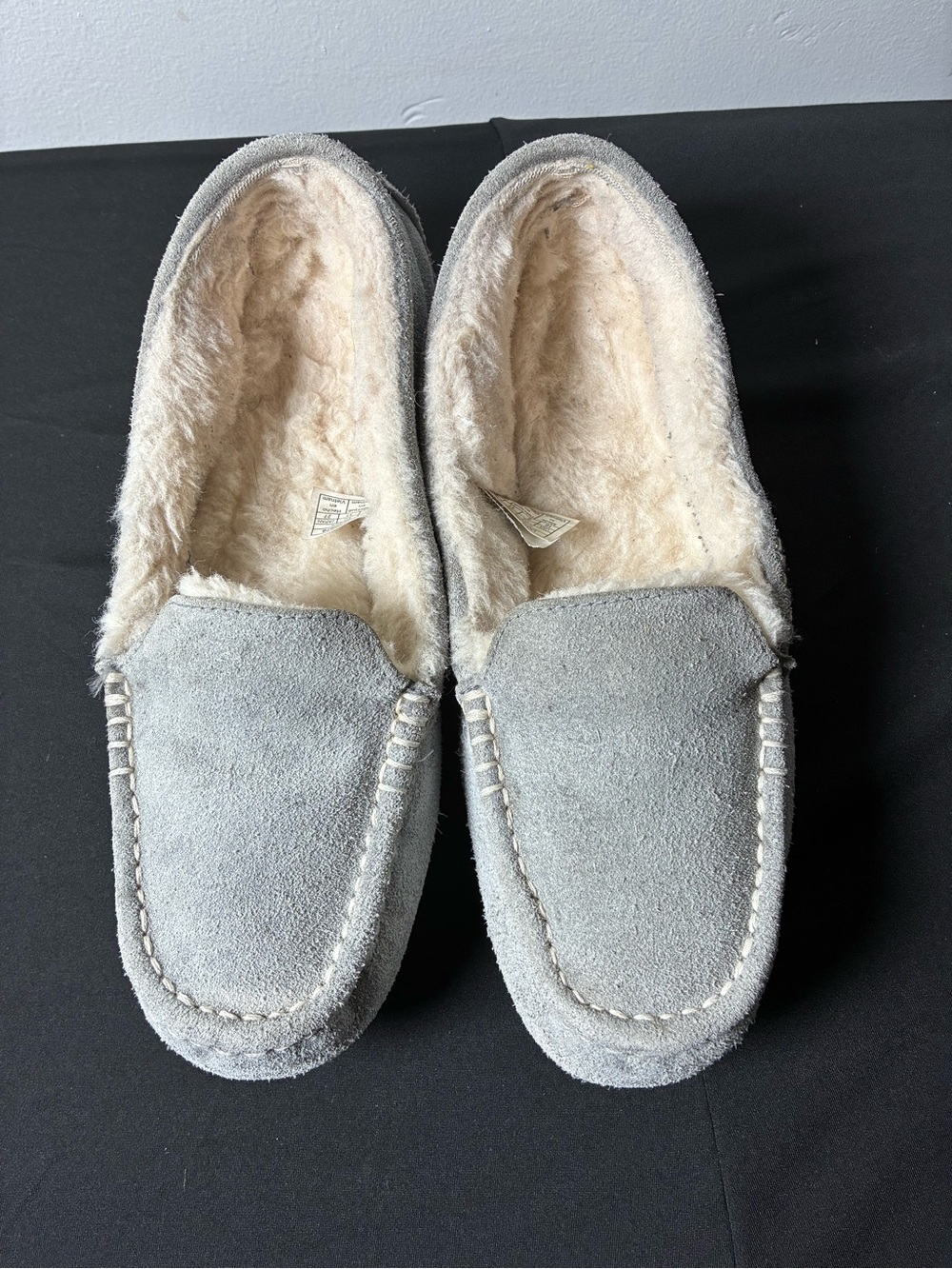 Kids UGG shearling shoe
